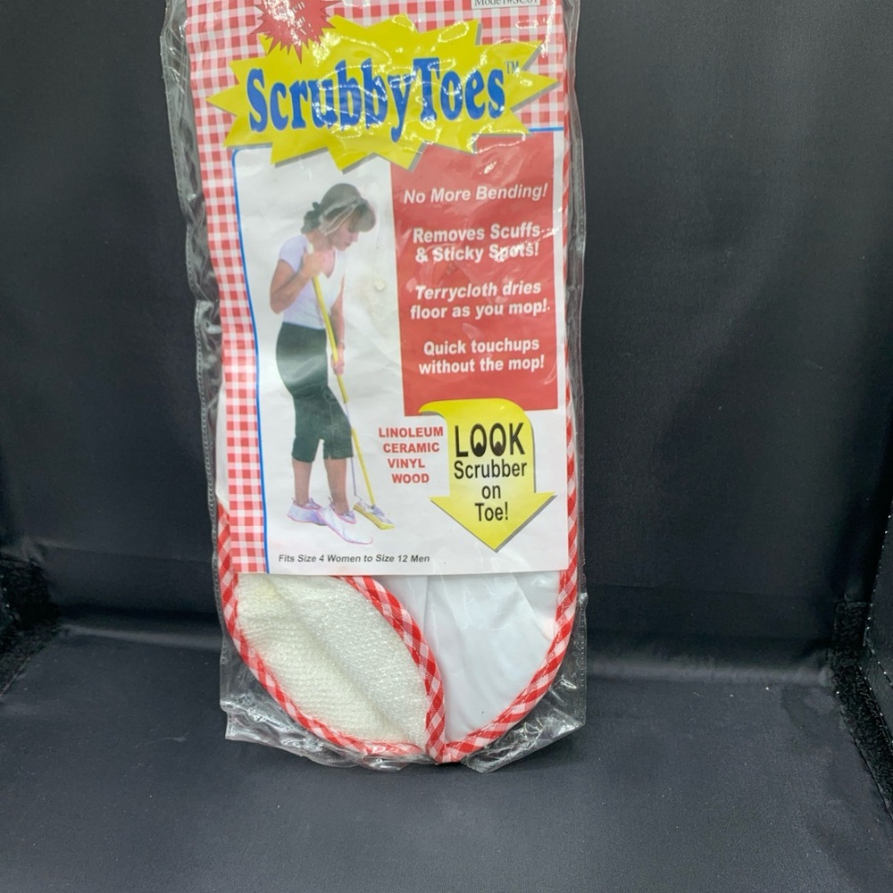 AS SEEN ON TV - Scrubby Toes. No more bending.  Scrubber On Toe!  NEW IN PACKAGE